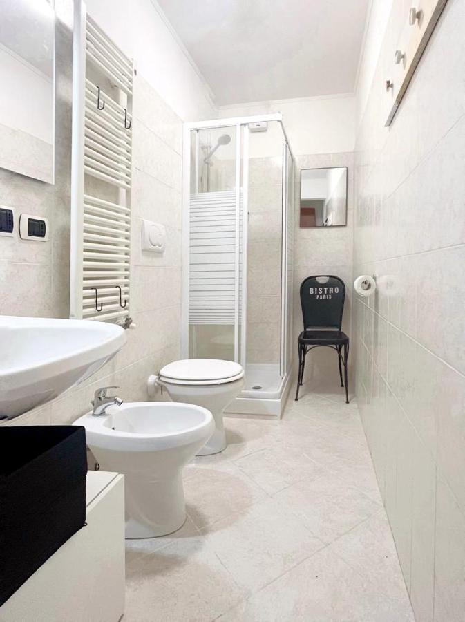 A Casa Di Pizz - Bilocale Con Parcheggio Privato Apartman Savona Kültér fotó